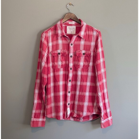 Abercrombie Fitch Size Medium Mens Plaid Shirt Red Check Muscle Fit AF Button - Picture 1 of 7
